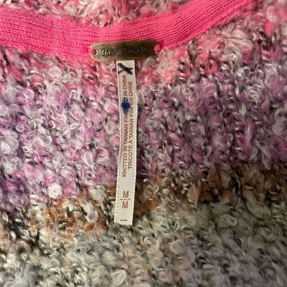 Free People Soulmate Cardi / Passion
Flower Combo NWOT
Size XS,M, L - Picture 13 of 13